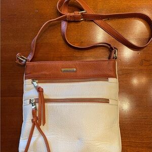 Two-Tone Cream and Brown Crossbody Bag by Cluci.